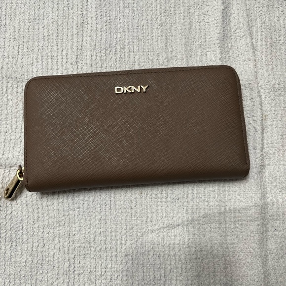 DKNY Brown Zip-Around Wallet - Picture 1 of 6